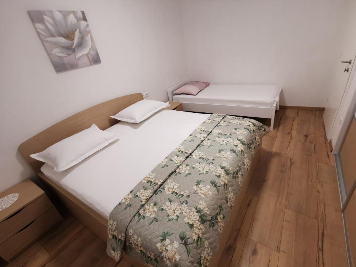 Apartman Marel Žrnovnica Kültér fotó